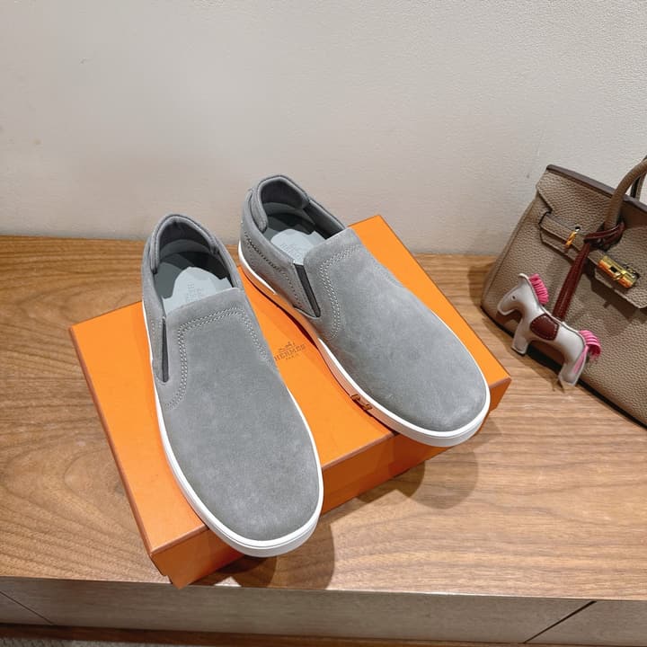 Hermès Classic Lightweight Couple's Slides – SS25 in Black Leather