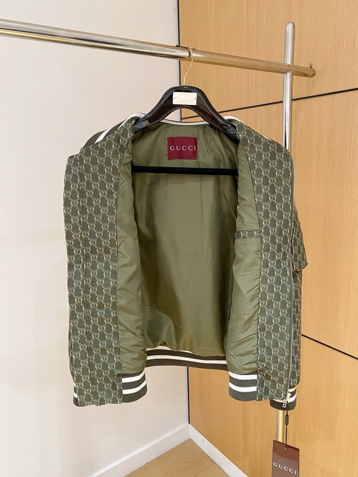 Gucci Men's Casual Jacket – 2025 Spring/Summer Collection in Charcoal Monogram Bomber