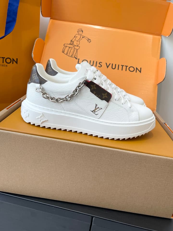 Louis Vuitton Monogram Chain Sneakers – 25SS in Gold