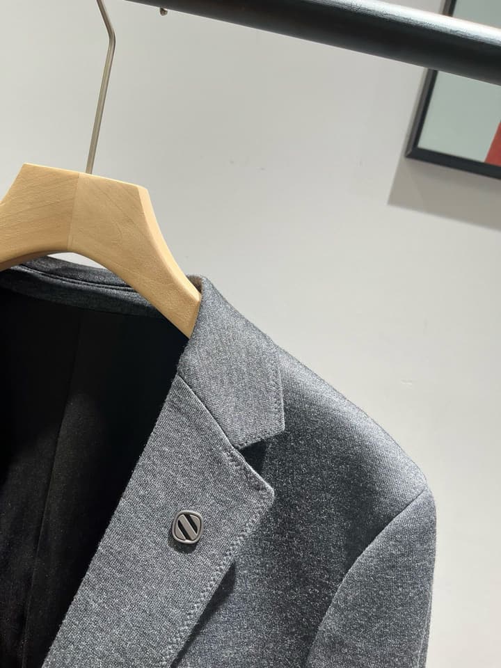 Zegna Men's Wool Houndstooth Blazer – 2025FW in Deep Burgundy Houndstooth