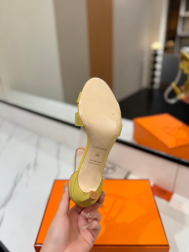 Hermès Classic Smooth Cowhide Heels – 6.5cm in All White