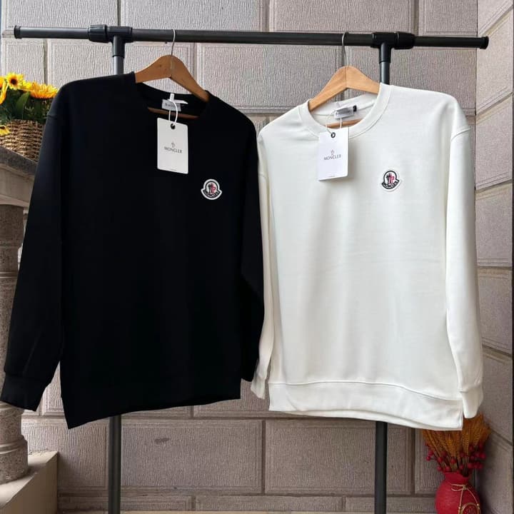 Moncler Classic Cotton Pullover Sweatshirt in Black Sweatshirt Display