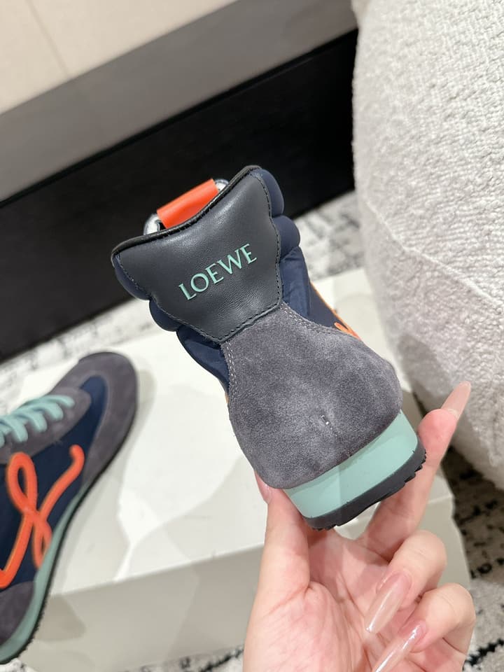 Loewe Flow Runner 2.0 Runway Sneakers – 25SS in All White With Gum Sole