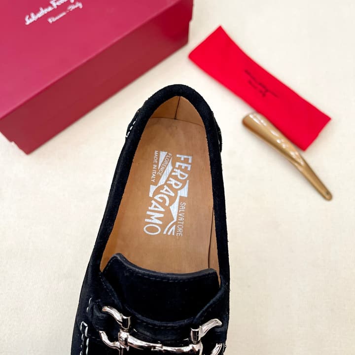 Ferragamo Men's Driving Loafers in Black Grained Gancini