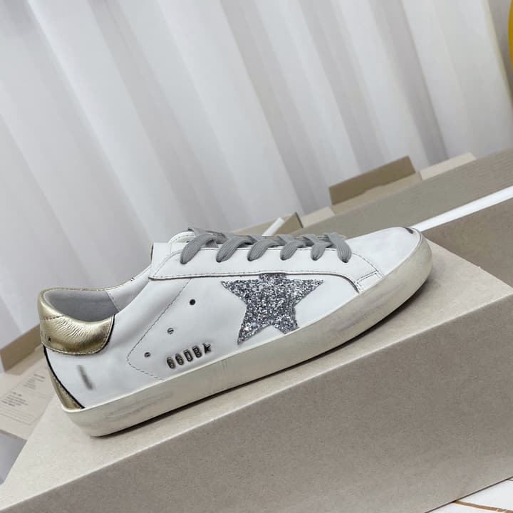 Golden Goose Superstar Graffiti Sneakers – SS22 in Black Star Rose Gold Toe