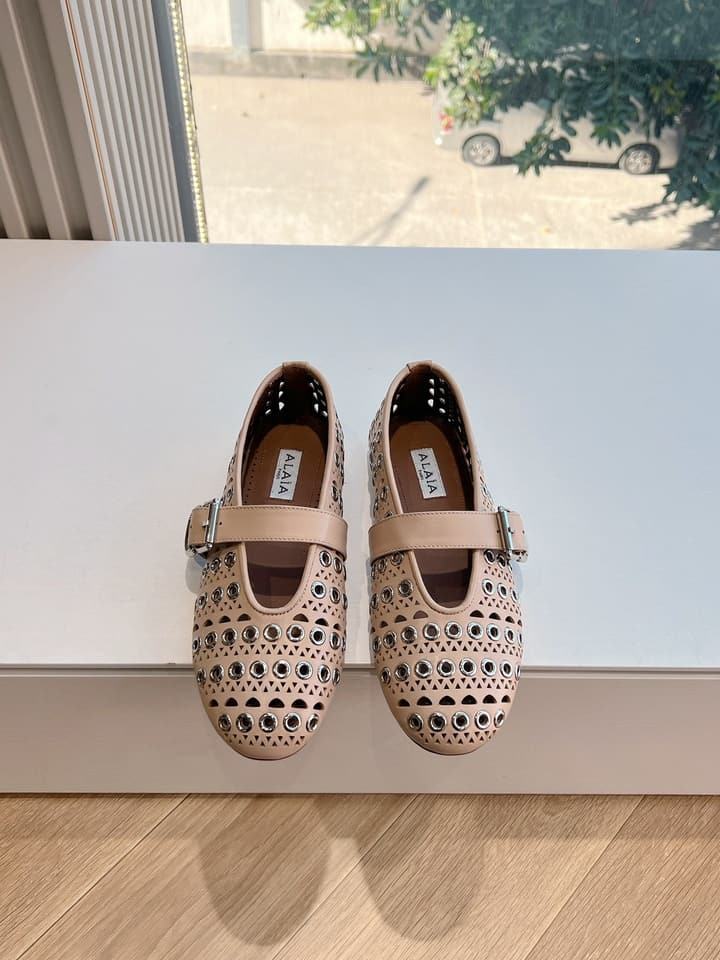 Alaïa French Fairy Ballet Flats – 2025