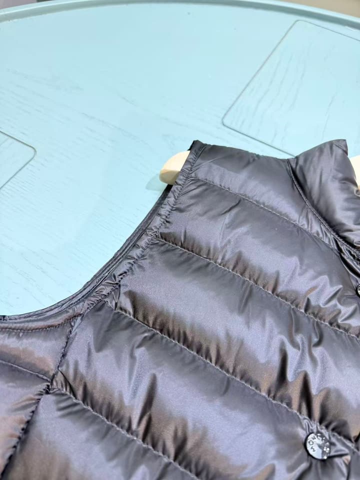 Moncler Kids Puffer Vest – 2025SS in Shiny Dark Gray