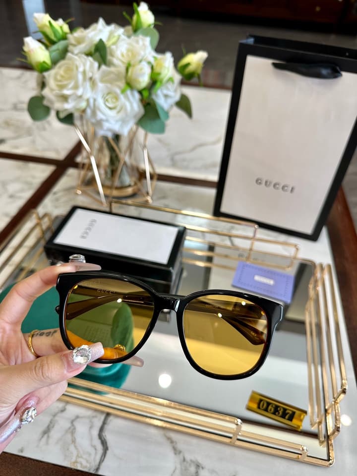 Gucci Polarized Sunglasses in Clear Lenses