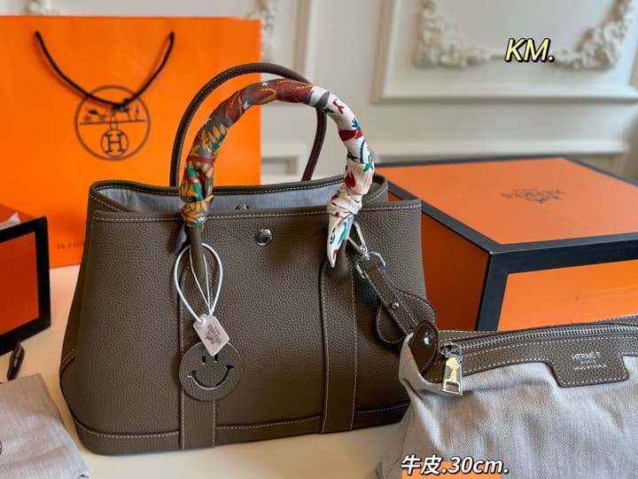 Hermès Garden Tote Bag in Light Beige