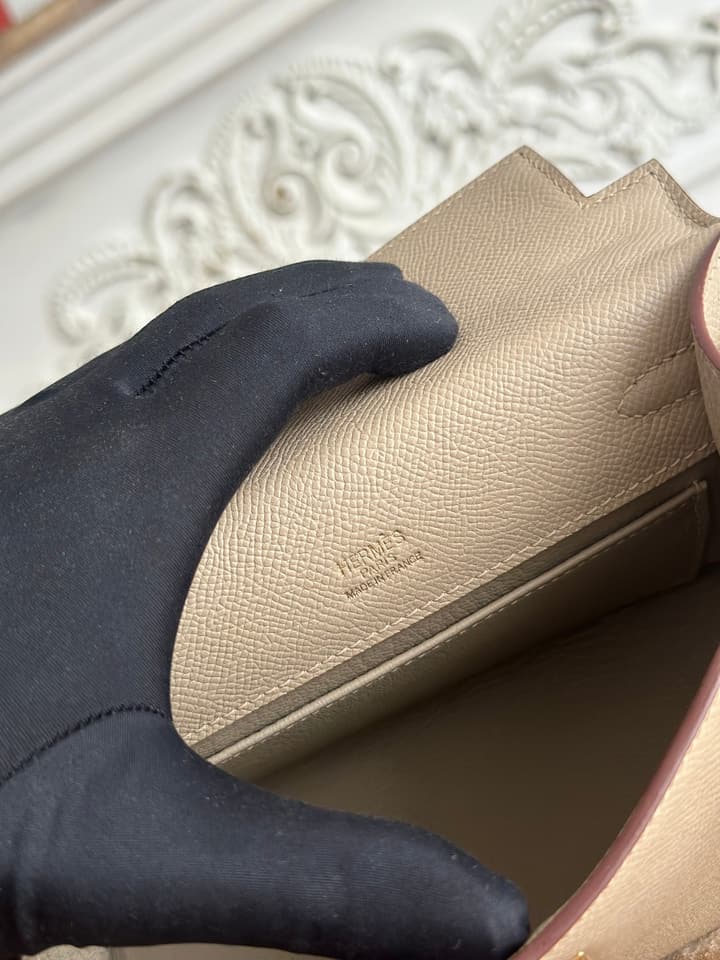 Hermès Kelly Mini Bag – 22cm in Cool Taupe