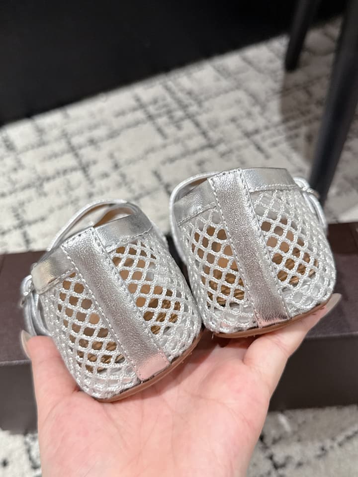 Alaïa Flat Mesh Ballet Flats – 25SS in Golden Beige Mesh
