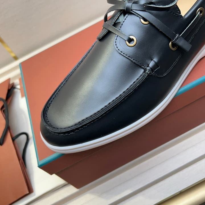 Loro Piana Moccasin Shoes – 2025 Collection in Navy Blue Leather