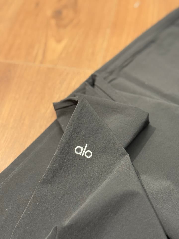 Alo Yoga Wide-Leg Trousers – 25SS in Black