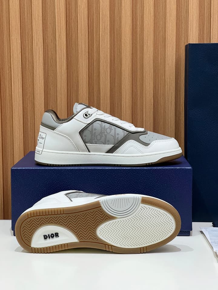 Dior B27 Couple's Sneakers – 2025 Collection in All Black With White Sole