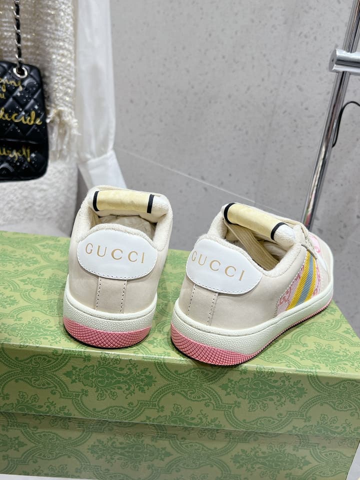 Gucci Screener Series Chunky Unisex Sneakers in Beige With Pastel Stripe And Pink Toe