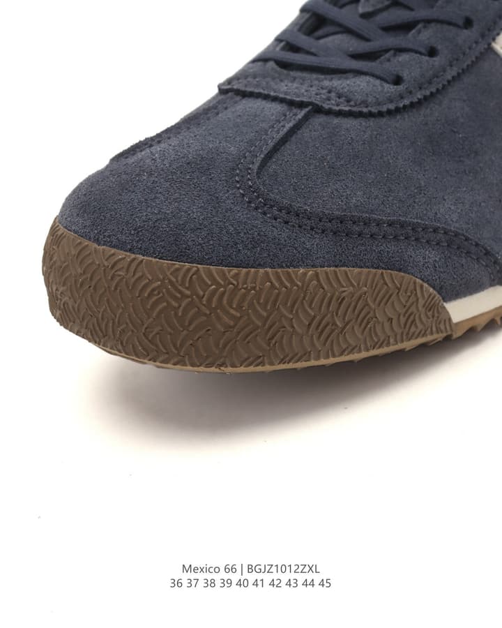 Asics Onitsuka Tiger Mexico 66 Classic Sneakers in Dark Navy With Cream Stripes