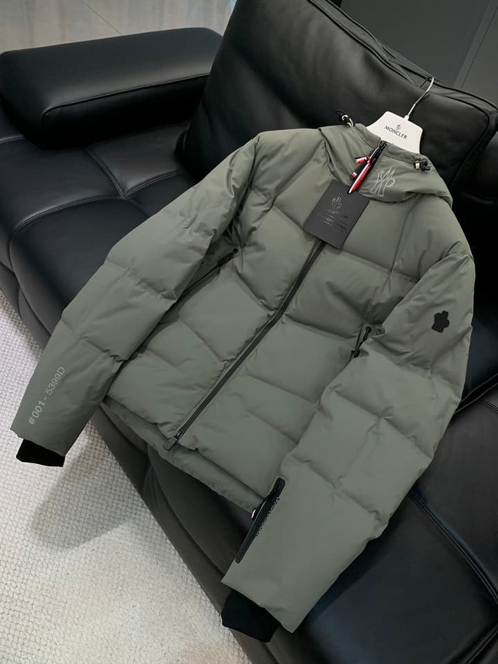 Moncler Casual Hooded Down Jacket – 2025FW in Sage Green