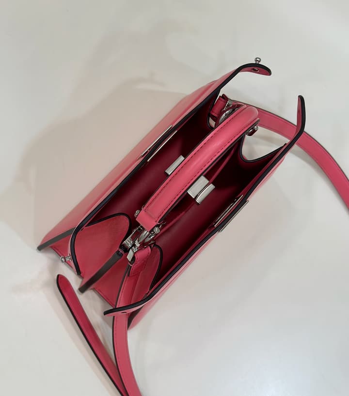 Fendi Peekaboo I See You Petite Handbag in Watermelon Pink Leather