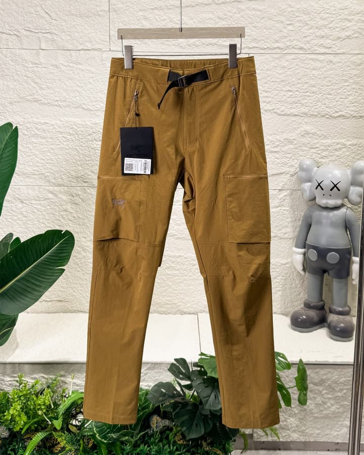 Arc'teryx Gamma MX Softshell Windproof Pants in Black