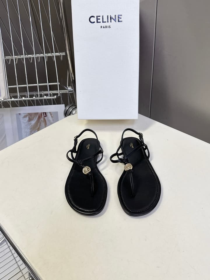 Celine Triomphe T-Strap Flat Sandals – Spring/Summer Collection in Black