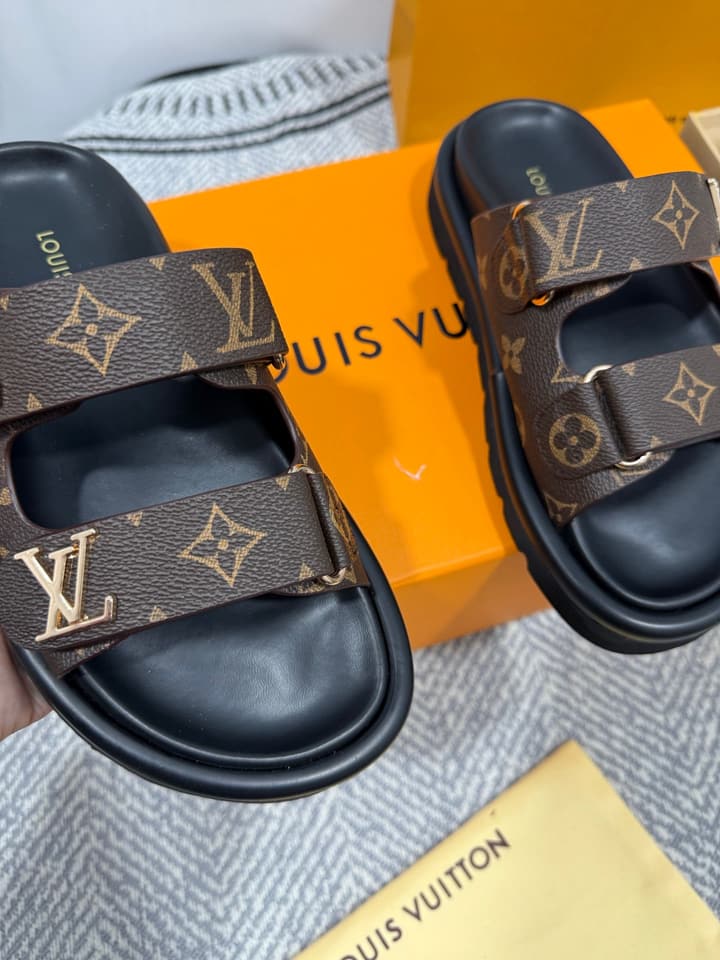 Louis Vuitton Velcro Platform Slippers – Spring/Summer 2024 in Monogram Black