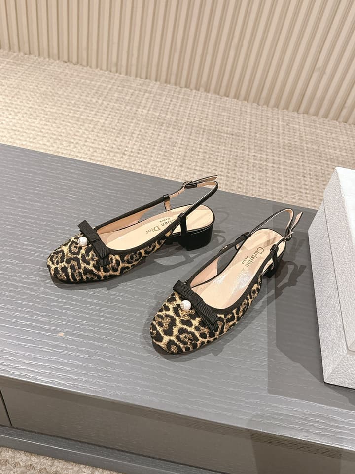 Dior Cannage Ballet Flats – 2024 Early Spring Haute Couture Collection in Leopard Print Mary Jane