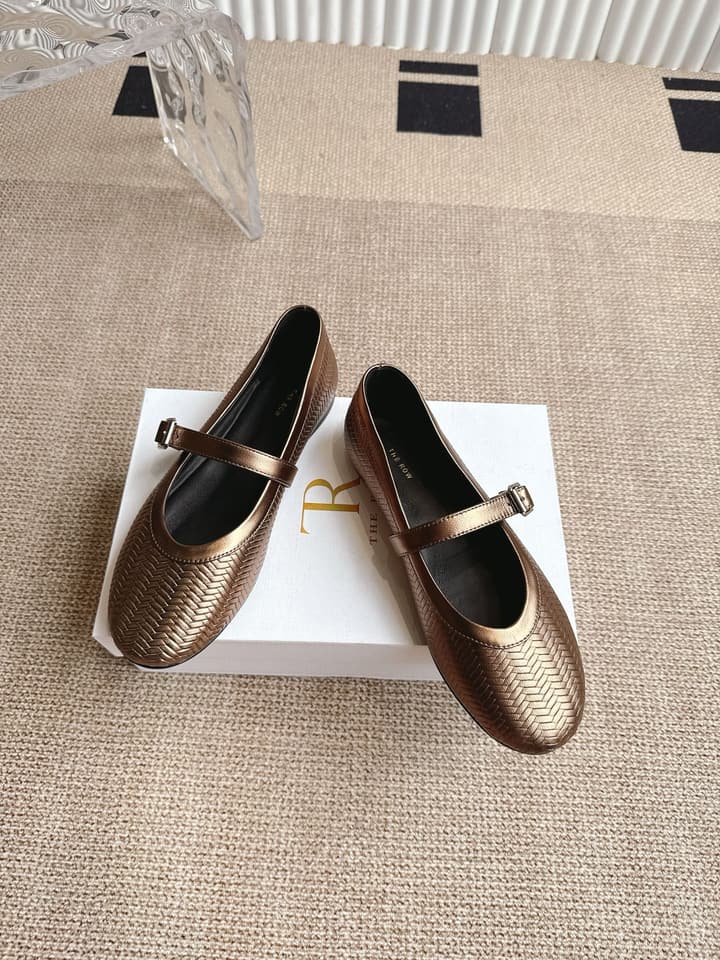 The Row Canal Minimalist Round-Toe Ballet Flats – 2025 Autumn/Winter Collection in Matte Black
