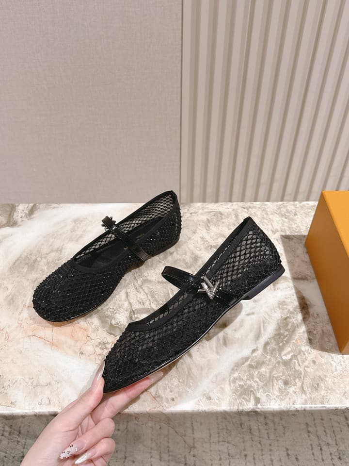 Louis Vuitton Ballet Flats – 2025SS in Black