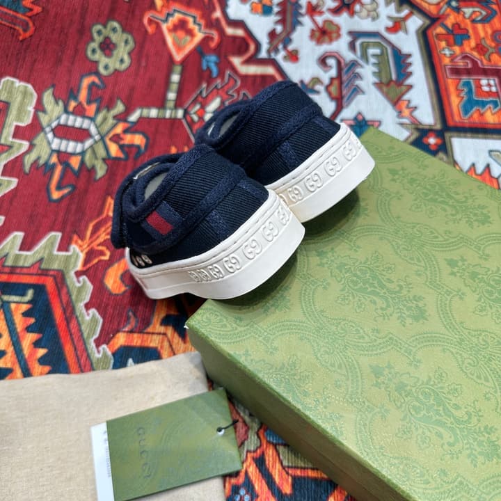 Gucci Kids Footwear – Kids Collection in Beige Plaid Slip-on