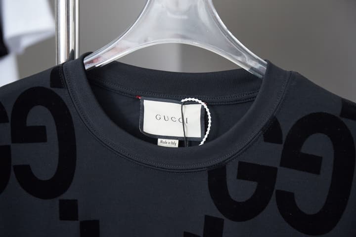Gucci Double G Flocked Print T-Shirt – 26FW in Classic Black
