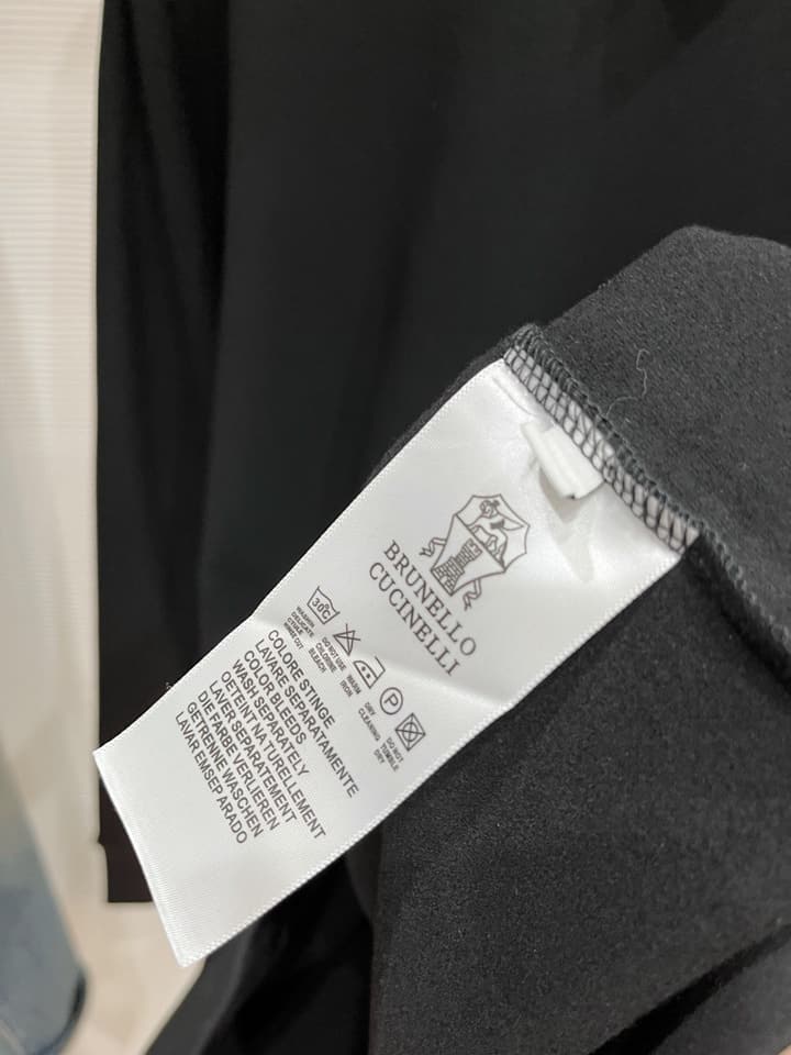 Brunello Cucinelli Men's Logo Embroidered Base Layer Sweater – 2025FW in Classic Black