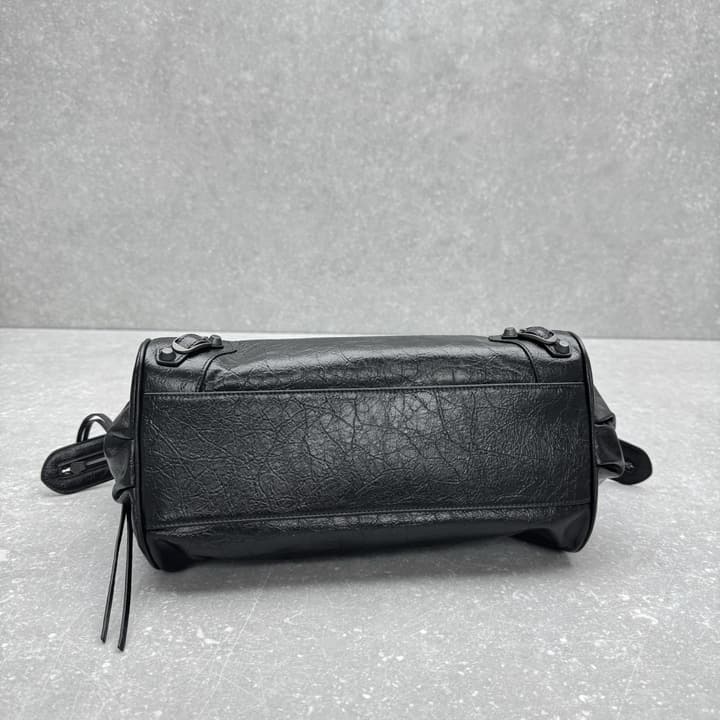 Balenciaga Le City East-West Motorcycle Bag – 2024 Early Autumn Collection in Classic Black