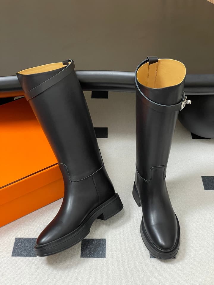 Hermès Jumping Kelly Buckle Knee-High Boots in Black Leather