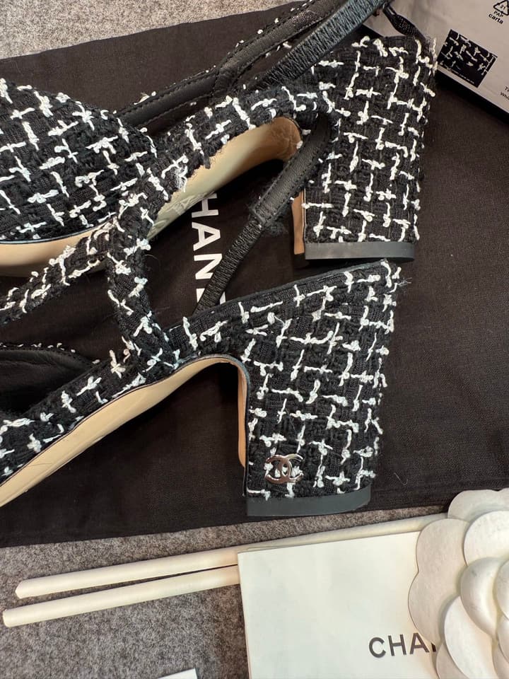 Chanel Classic Slingback Heels in Bright Black And White Tweed