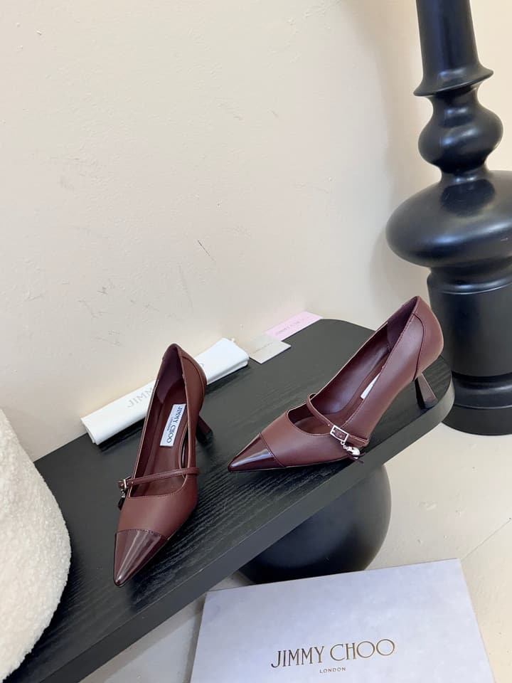 Jimmy Choo Glossy Leather Pumps – 2025FW in Burgundy