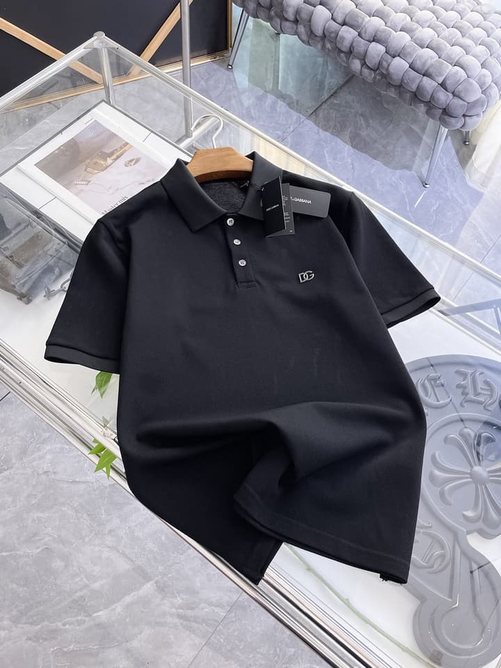 Dolce & Gabbana Minimalist Piqué Polo Shirt – Spring/Summer Collection – 2026 in Black Patch Logo
