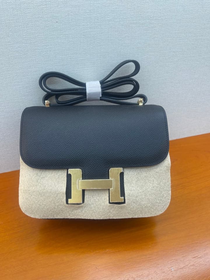Hermès Constance 19cm Bag