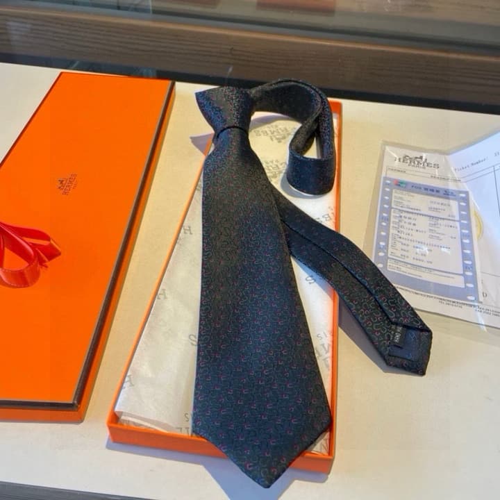 Hermès Men's New Tie Series in Burgundy