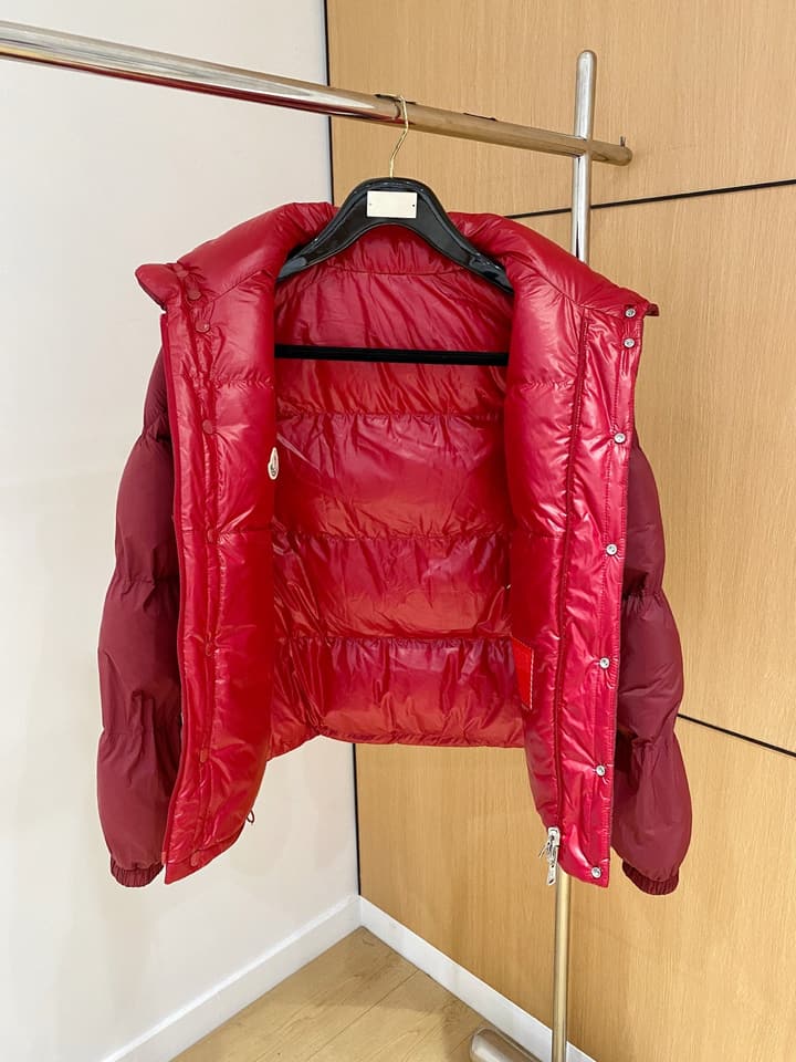 Moncler Designer Puffer Jacket – 2025 Collection in Black Puffer Jacket