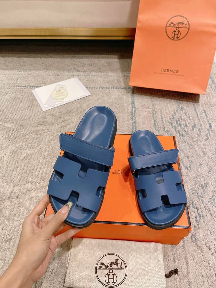 Hermès Chypre Slides – 2023SS Collection in Black And White