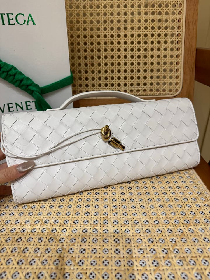 Bottega Veneta Andiamo Clutch Bag in Black Intrecciato