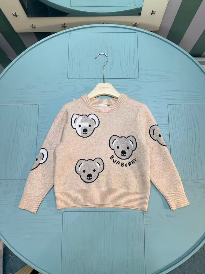 Burberry Classic Kids Knitted Cardigan – 2025SS – Kids Collection in Deep Red Bear Sweater