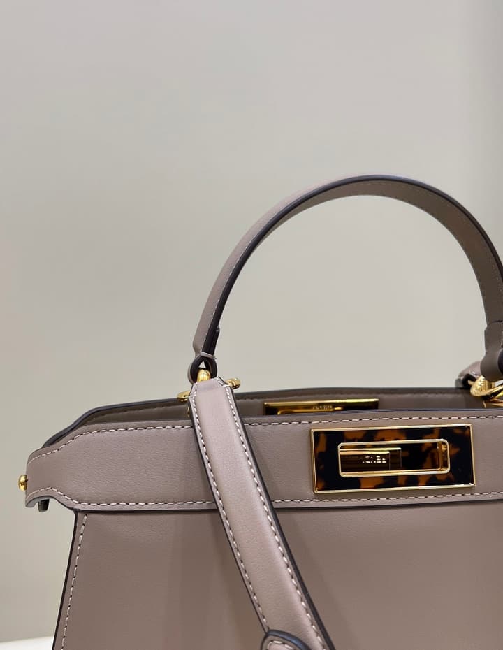 Fendi Peekaboo Accordion Handbag in Dove Grey Leather
