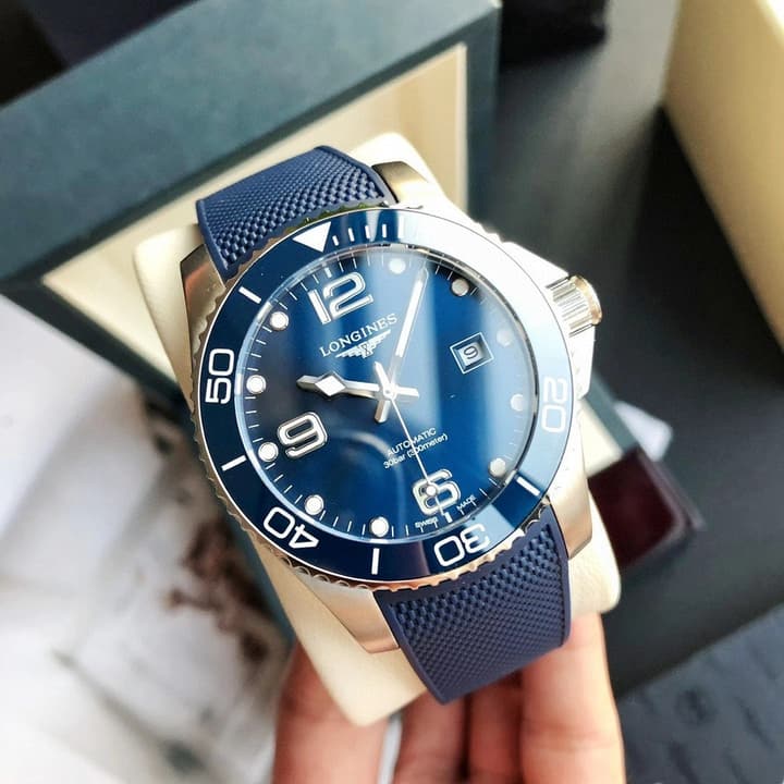 Longines Conquest Automatic Watch (Eddie Peng Edition) in Blue Dial With Blue Rubber Strap