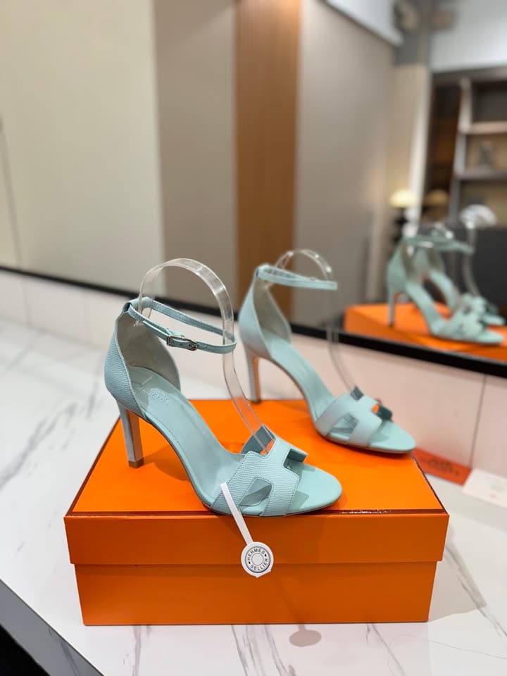 Hermès Classic H Palm Grain Heeled Sandals – 9cm in Black