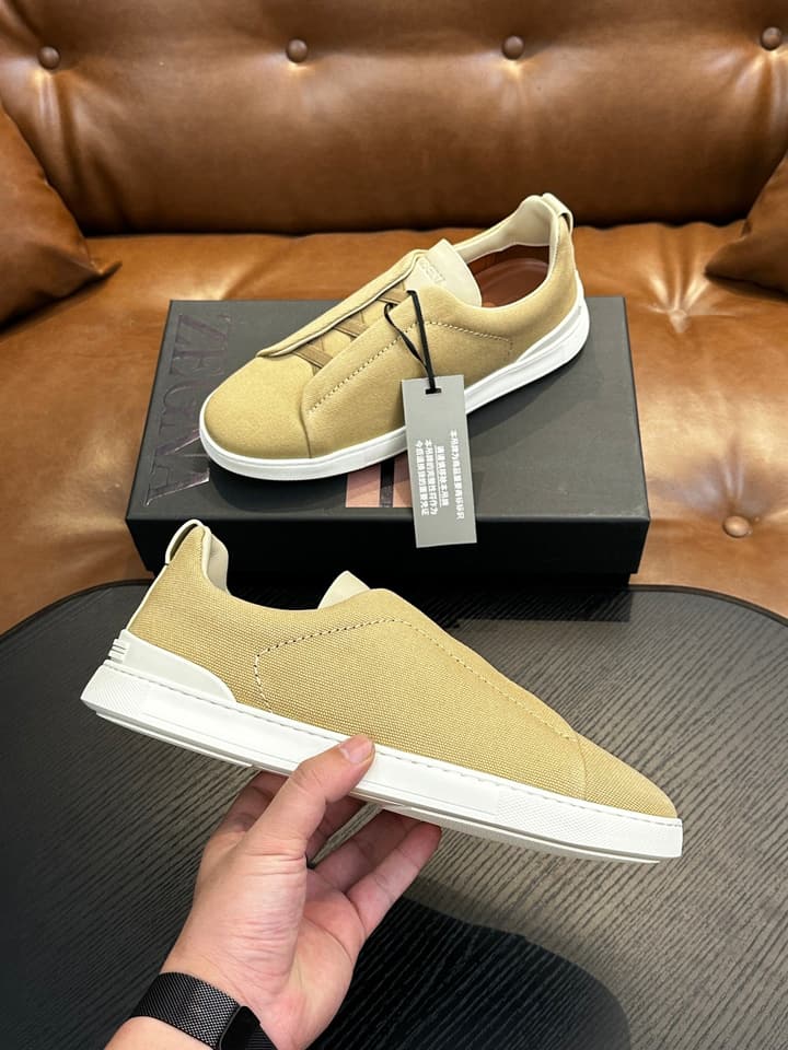 Zegna Triple Stitch Low-Top Sneakers in Dark Brown