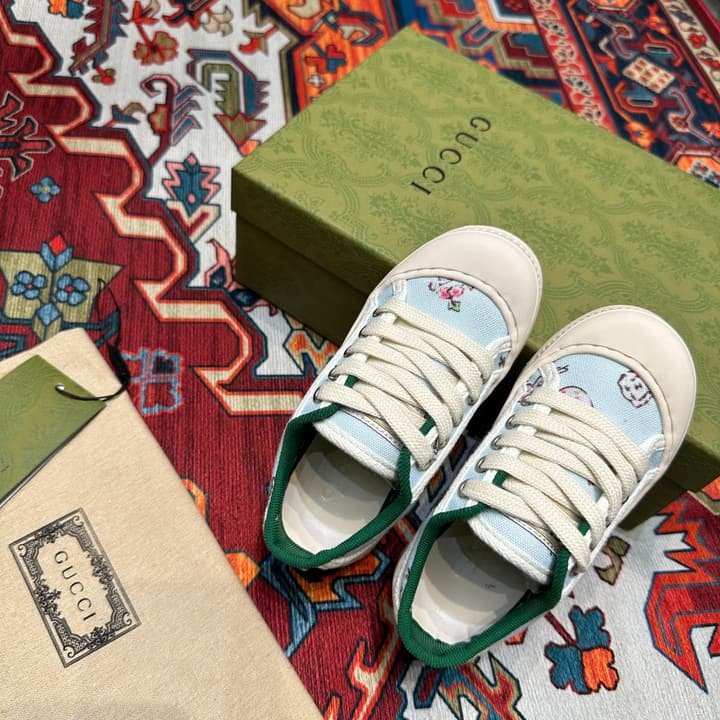 Gucci Kids Footwear – Kids Collection in Beige Plaid Slip-on