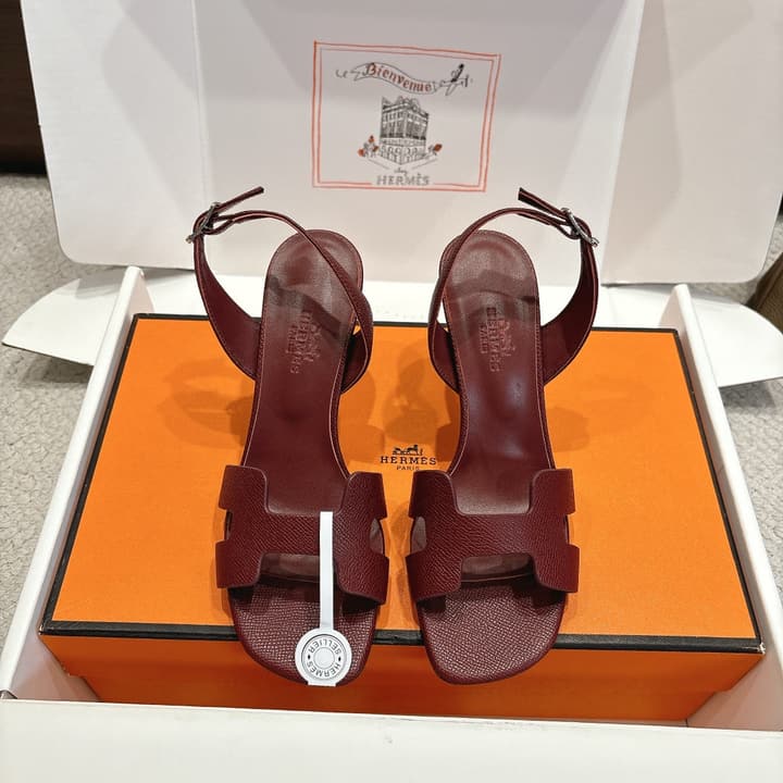 Hermès Eremite 80 Heeled Sandals in Blush Pink