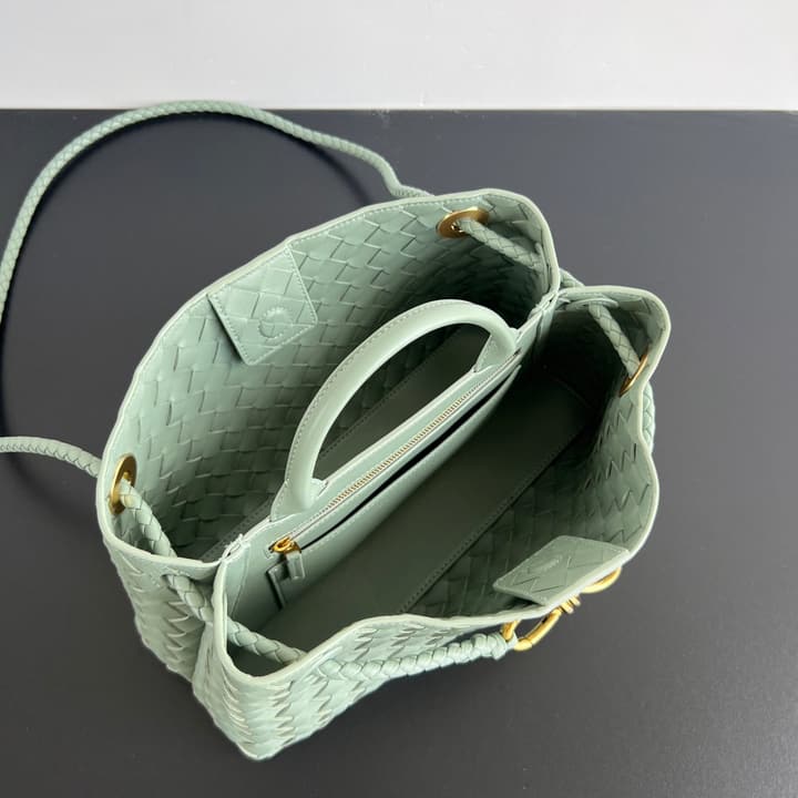 Bottega Veneta Andiamo Handbag in Charcoal Grey
