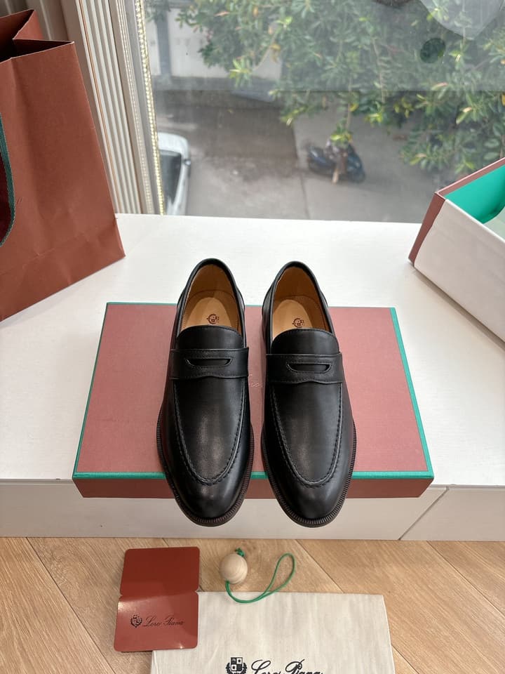 Loro Piana Classic Loafers in Burgundy Leather